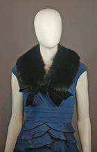 Load image into Gallery viewer, Toqué Montréal, FOX FUR COLLAR