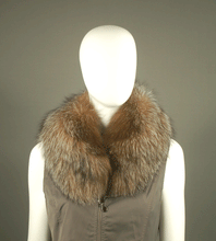 Load image into Gallery viewer, Toqué Montréal, FOX FUR COLLAR