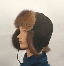 Load image into Gallery viewer, Style 6000 Trooper Hat made with Natural Muskrat fur and Brown Leather
