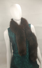 Load image into Gallery viewer, Toqué Montréal FOX FUR BOA
