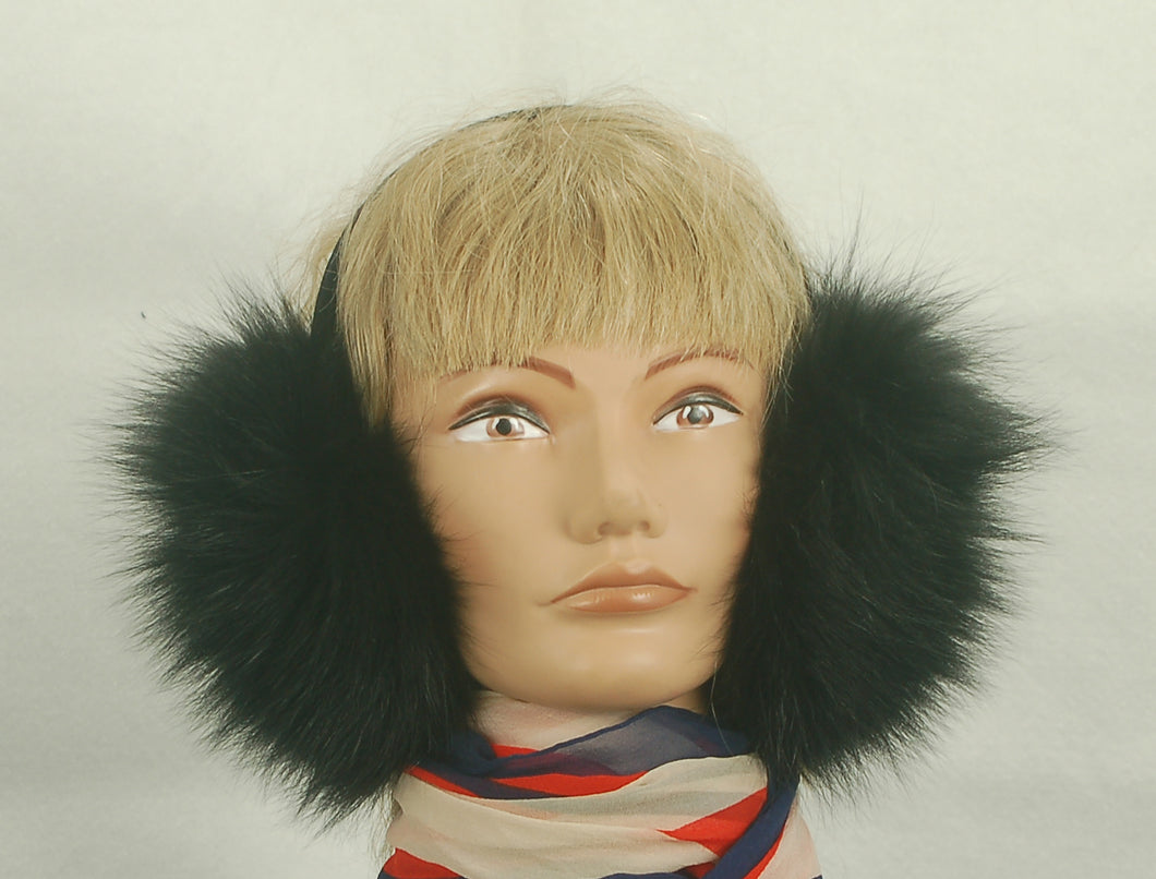 Earmuff made with black fox fur