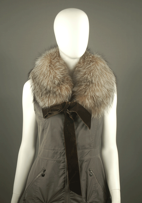 Toqué Montréal, FOX FUR COLLAR