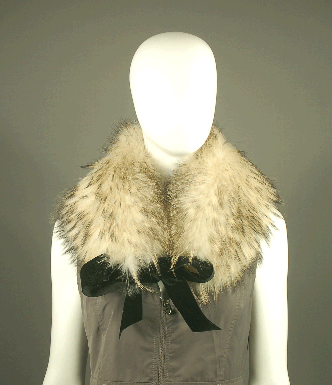 Toqué Montréal FINN COON COLLAR