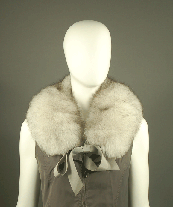 Toqué Montréal, FOX FUR COLLAR