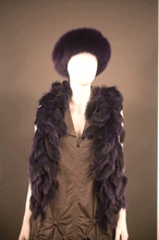 Load image into Gallery viewer, Toqué Montréal FOX FUR BOA
